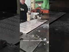 Alüminyum Siyah Renkli Kayma Karşıtı Izgara Mükemmel Hava Duruma Direnci