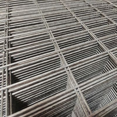 60x180mm Post 75x75mm Galvanized Welded Wire Mesh Fence For Perimeter