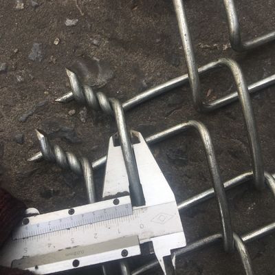Yüksekliği 1.5m Çiftlik 4.0mm Tel Diametri Zincir Bağlantı Çit Galvanize