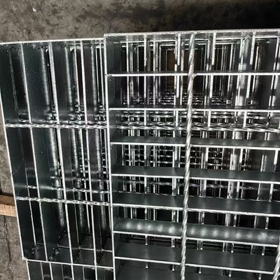 Modern Endüstriyel Çelik Izgaralar için Çelik Zemin Decking Izgara Tipi Bar Flat Bar