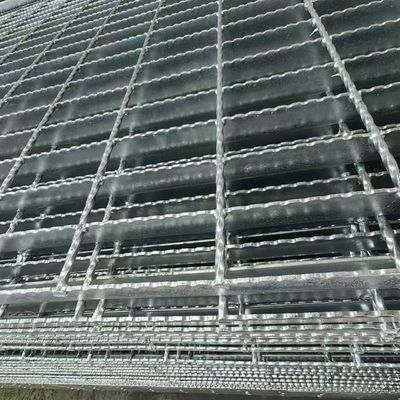 YB/T4001.1-2007 30 mm'lik çukurlu sıcak galvanizli çelik ızgaraları