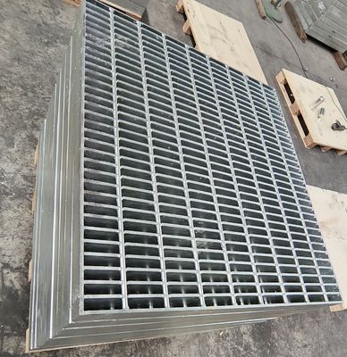 30x30mm Galvanizli Endüstriyel Çelik Izgara 3mm Çapraz Çubukla Makine Basıncıyla