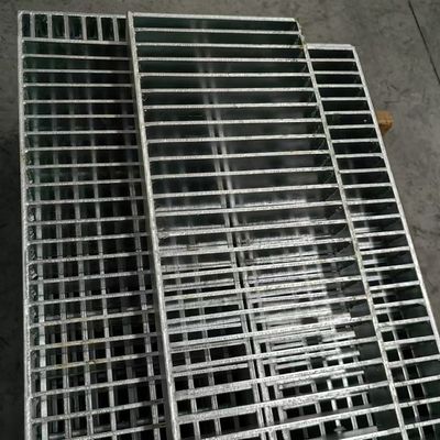 Slip Anti Galvanize Düzgen Çelik ızgara Mükemmel aşınma direnci ile