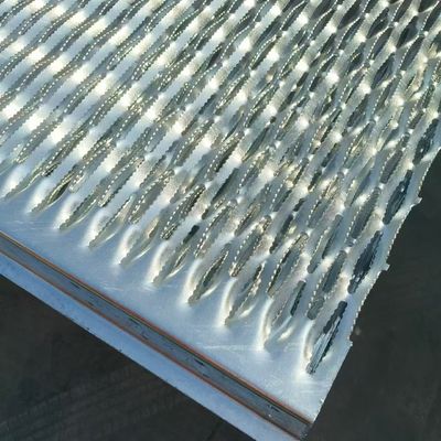 Endüstriyel 25mm rulman çubuğu pitch için 20*3 Çelik Düz Boyutlu Düzgeçli Çelik ızgara