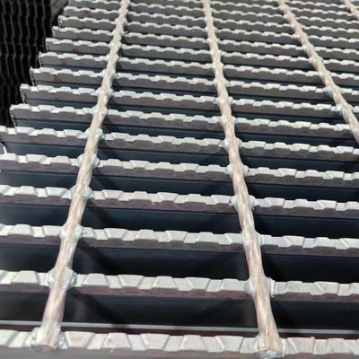 30mm Lwm Galvanizli Çelik Genişletilmiş Metal Yaprak / Güvenlik Koruması İçin Alüminyum Genişletilmiş Metal Ağı