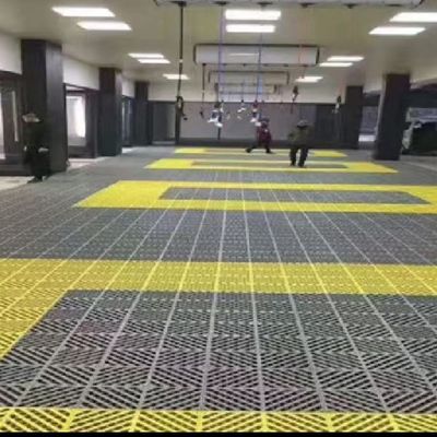 Basın kaynak düz galvanizli çelik ızgara Güçlü dayanıklı ham maddeler Yüksek dayanıklılık