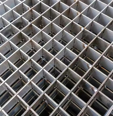 50mm*5mm bantlı çubuklar banyo fonksiyonları için kaymaz ızgaralar