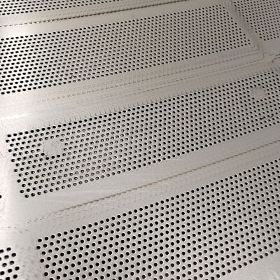 Uzun hizmet ömrü ve Endüstriyel için güçlü sıkıştırma germe performansına sahip hassaslıkla tasarlanmış delikli metal plaka