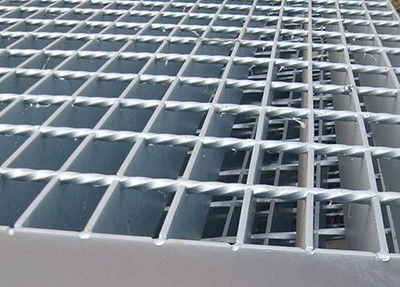 Fabrika Fiyatı 19 / W / 4 Çelik Izgara Özellikleri Çekiş Sırtı Emniyet Izgarası